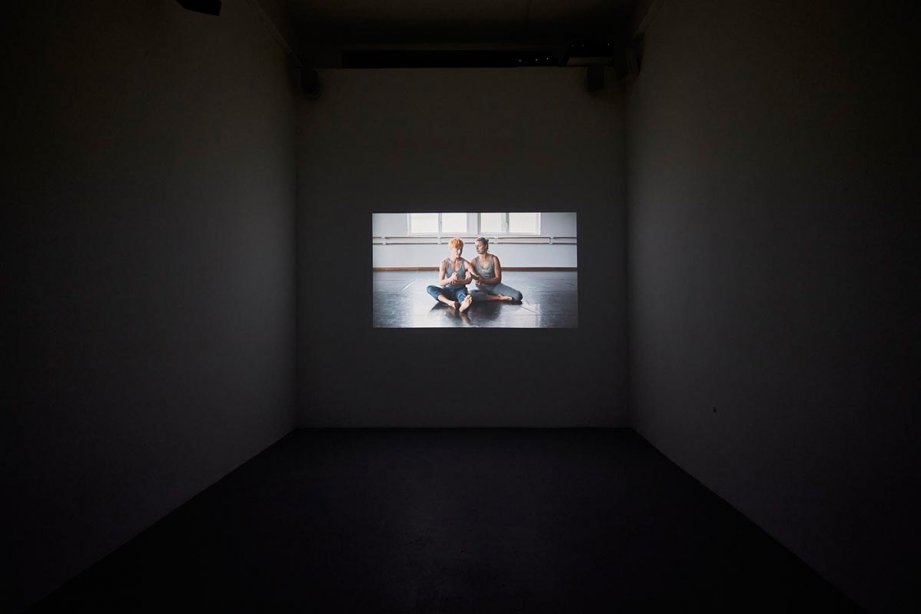 Installation View, Relay League, 2017, basis 2017, Foto: Günther Dächert, Courtesy of the artist and Anna Schwartz Gallery, Melbourne; and Galerie Allen, Paris