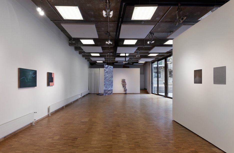 Installation view, basis aperçu, 2017, Goethe-Institut Paris © Falk Messerschmidt