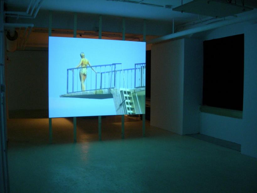 Ausstellungsansicht, Johanna Billing, Where She Is At, 2001, basis 2006