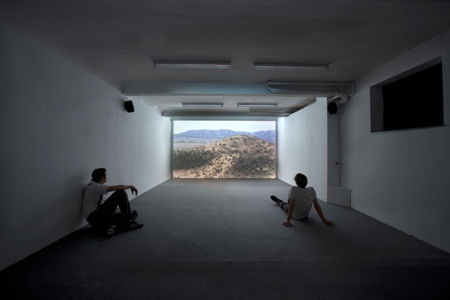 Installation view, Nummer twaalf: Variations on a theme: The King´s Gambit accepted, the number of stars in the sky and why a piano cannot be tuned or waiting for an earthquake, 2009, 40 min., photo: Cem Yücetas