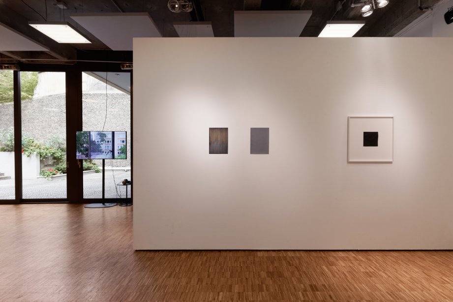 Installation view, basis aperçu, 2017, Lena Ditlmann, Goethe-Institut Paris © Falk Messerschmidt